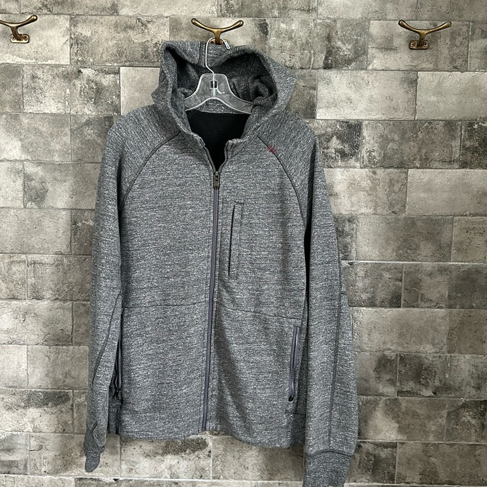Lululemon men’s size medium full zip hoodie.